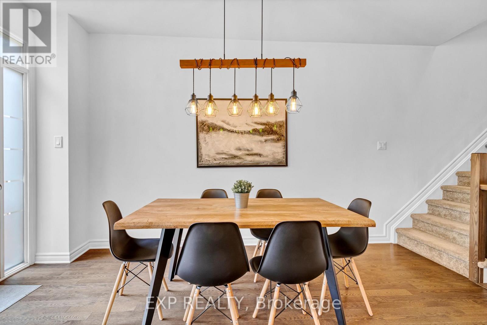 49 Salamander Way, Ottawa, Ontario  K1X 0E9 - Photo 5 - X12948892