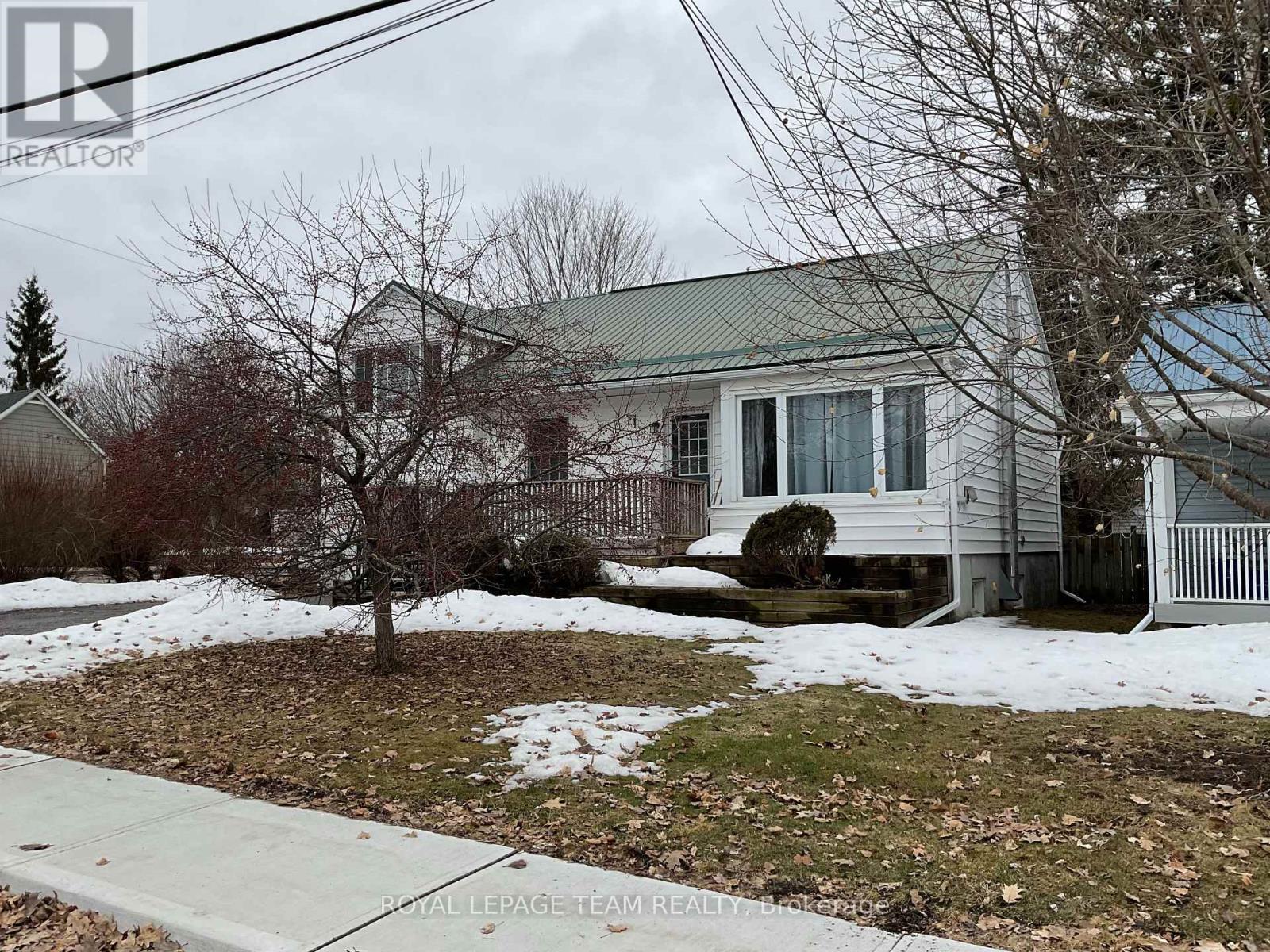 294 St George Street, Mississippi Mills, Ontario  K0A 1A0 - Photo 2 - X12948958