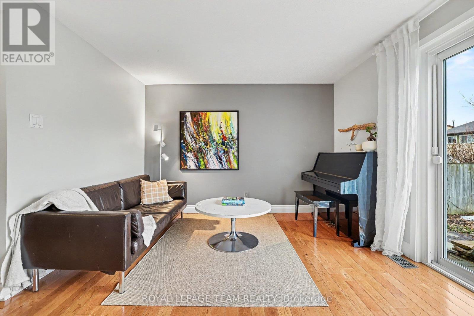 43 Whelan Drive, Ottawa, Ontario  K2J 2A3 - Photo 12 - X12948980