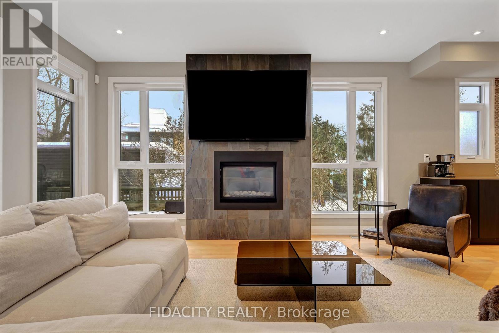 376c Wilmont Avenue, Ottawa, Ontario  K2A 0B1 - Photo 10 - X12949016