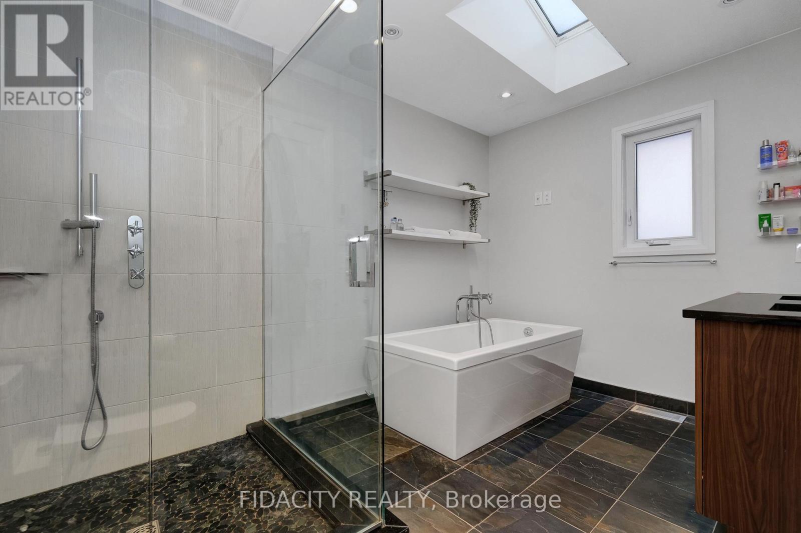 376c Wilmont Avenue, Ottawa, Ontario  K2A 0B1 - Photo 23 - X12949016