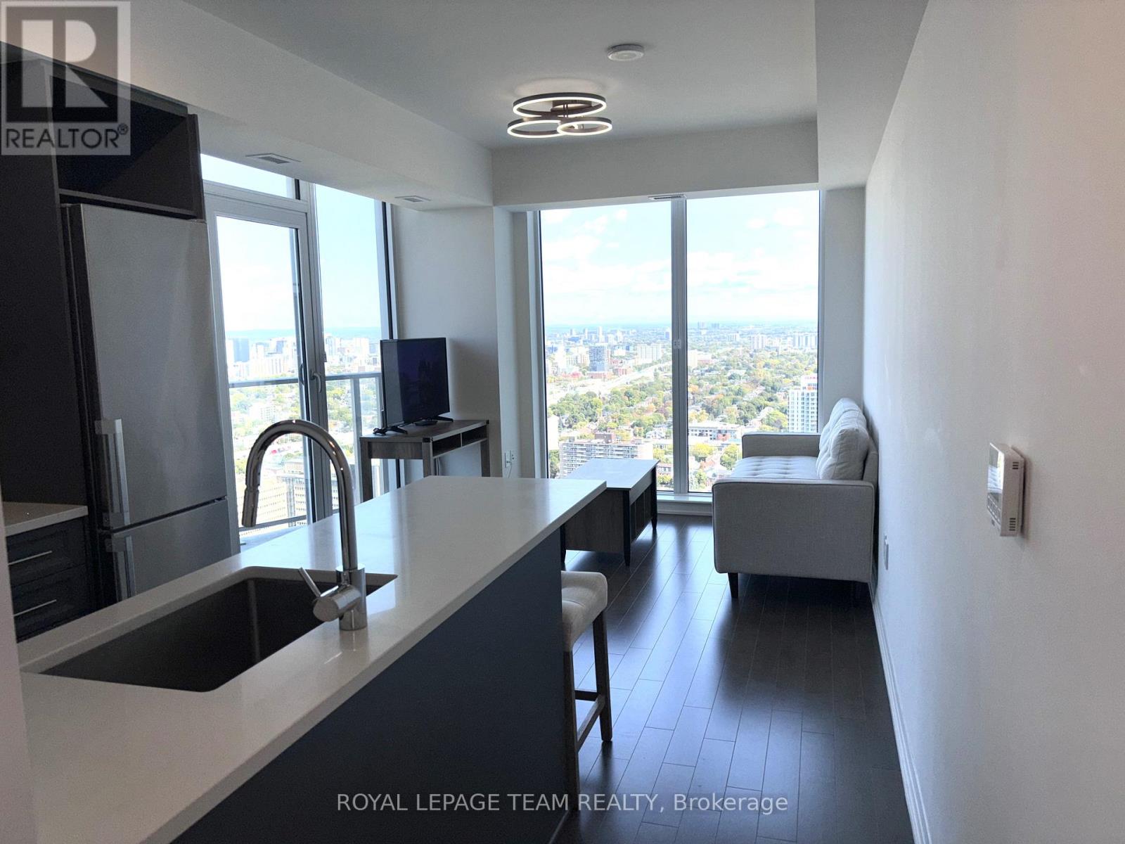 3801 - 805 Carling Avenue, Ottawa, Ontario  K1S 5W9 - Photo 3 - X12949054