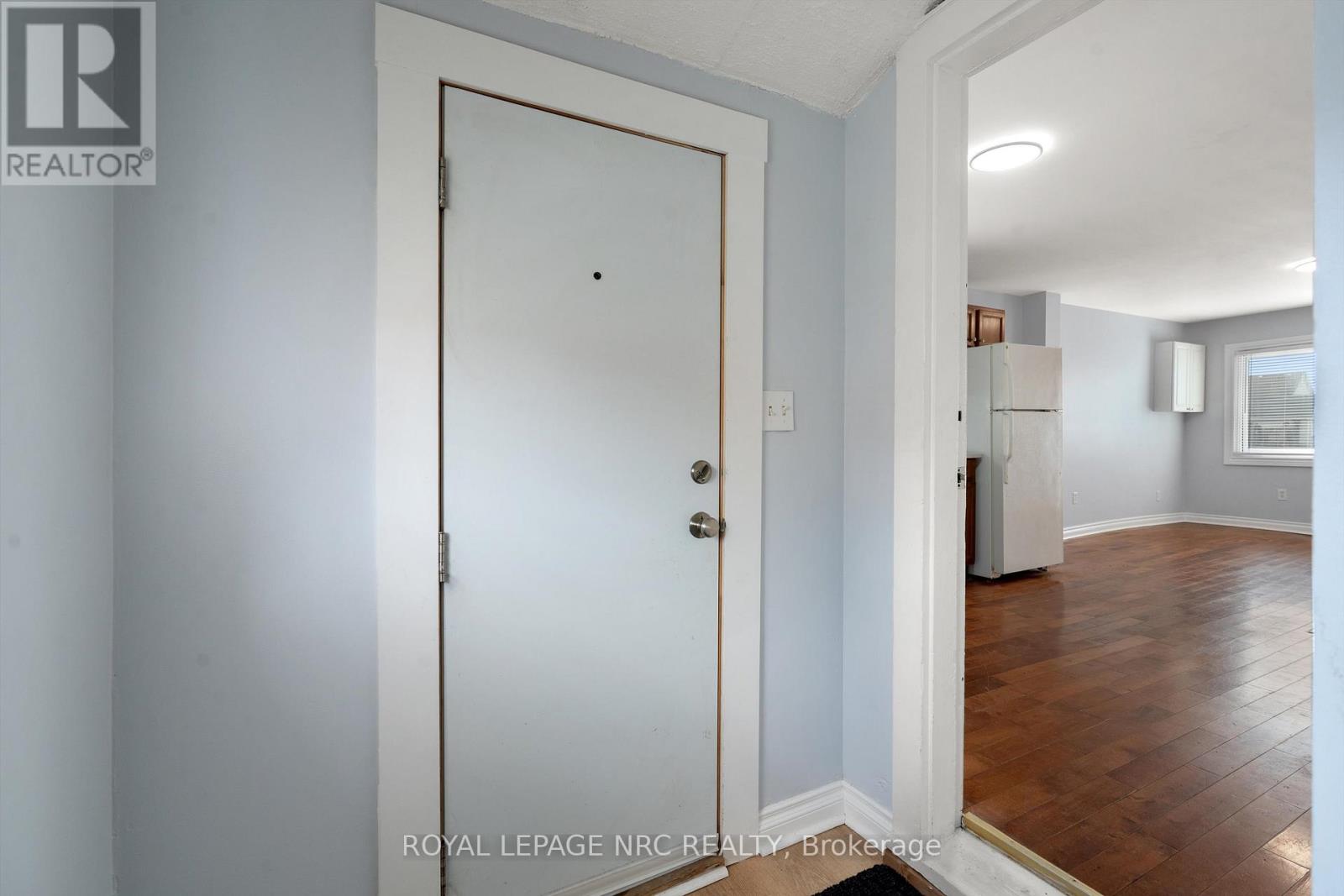 31 Prospect Avenue, St. Catharines, Ontario  L2M 5K2 - Photo 20 - X12949044