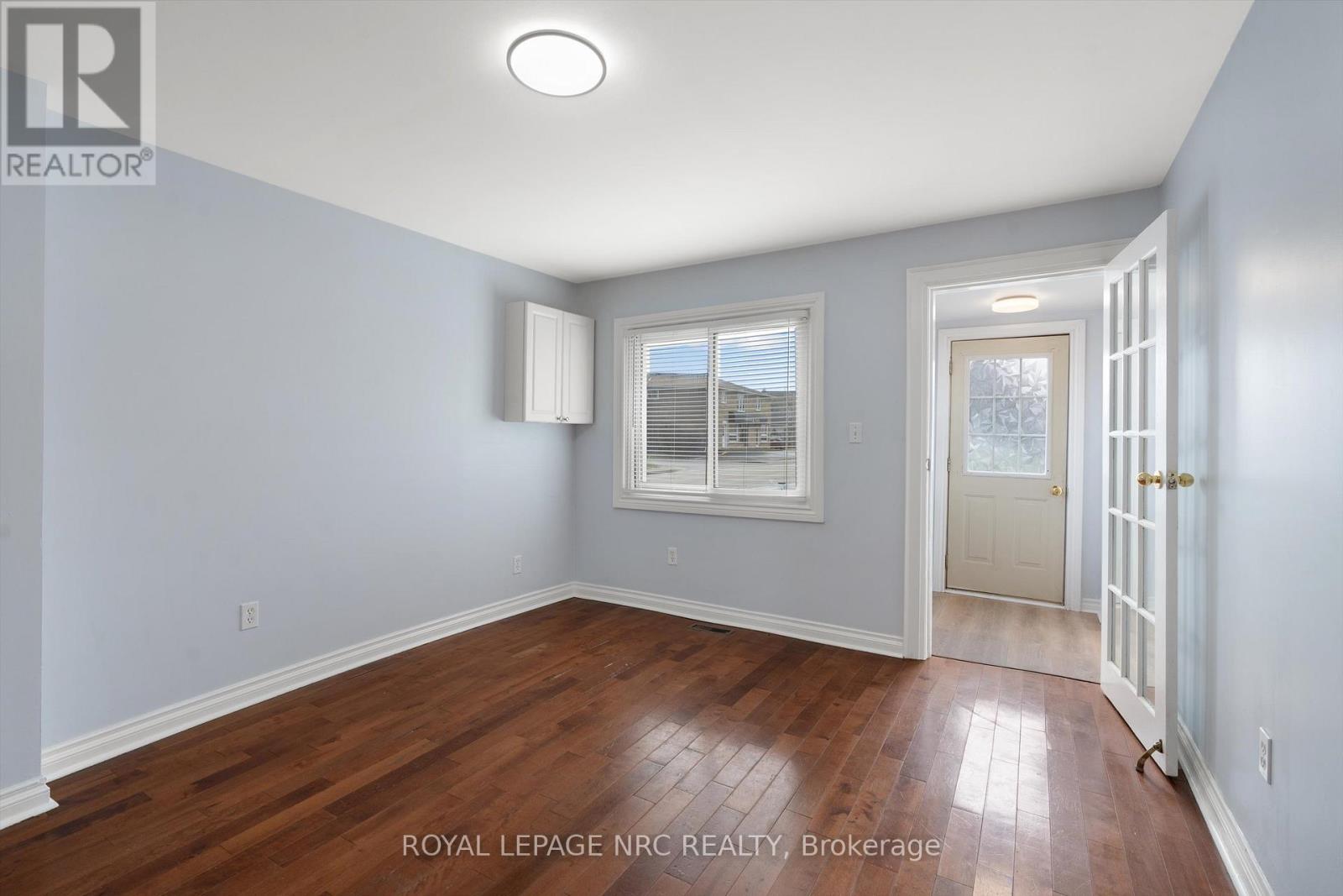 31 Prospect Avenue, St. Catharines, Ontario  L2M 5K2 - Photo 5 - X12949044