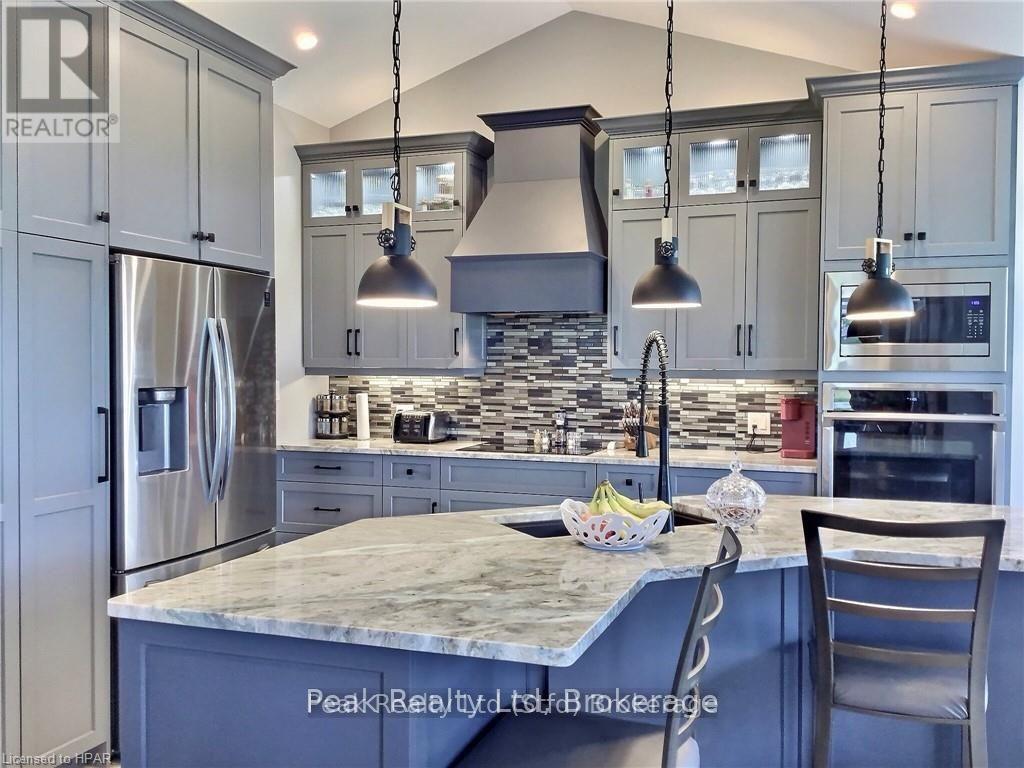 95 South Street, Ashfield-Colborne-Wawanosh, Ontario  N7A 3X8 - Photo 5 - X12949042