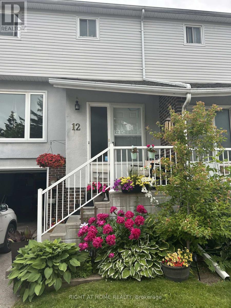 12 - 303 Garden Street, Whitby, Ontario L1N 3W3 - Photo 2 - E12949032