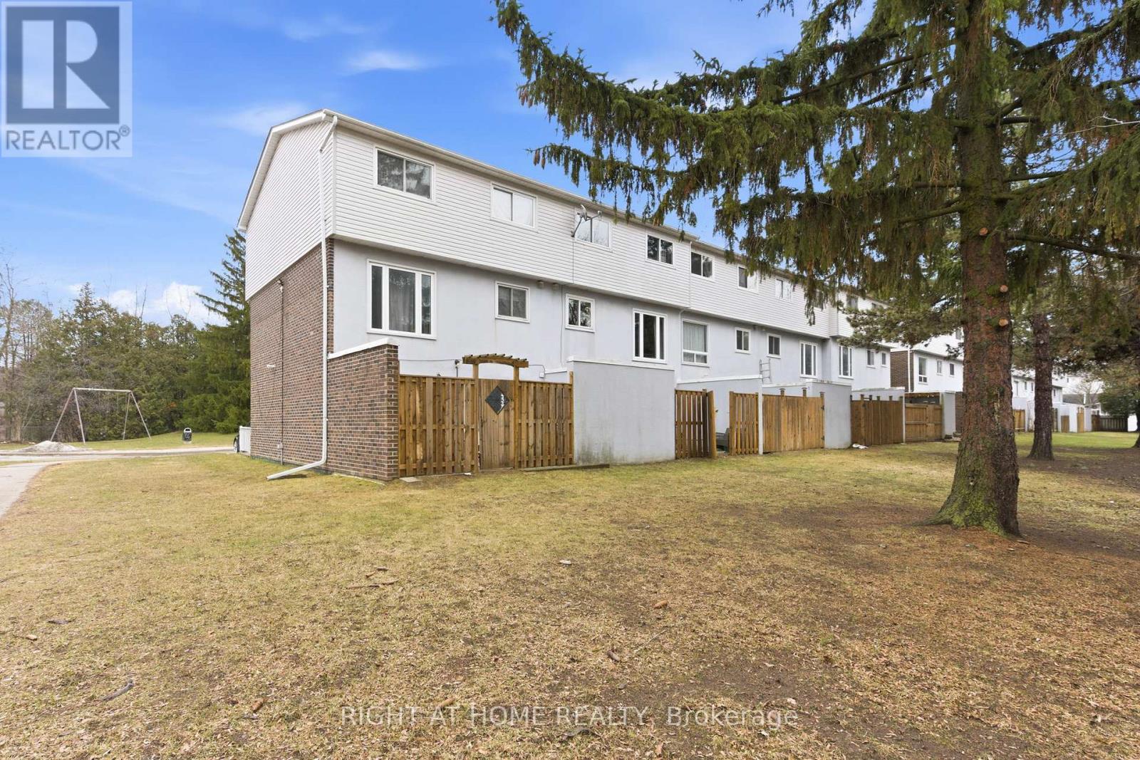 12 - 303 Garden Street, Whitby, Ontario L1N 3W3 - Photo 27 - E12949032