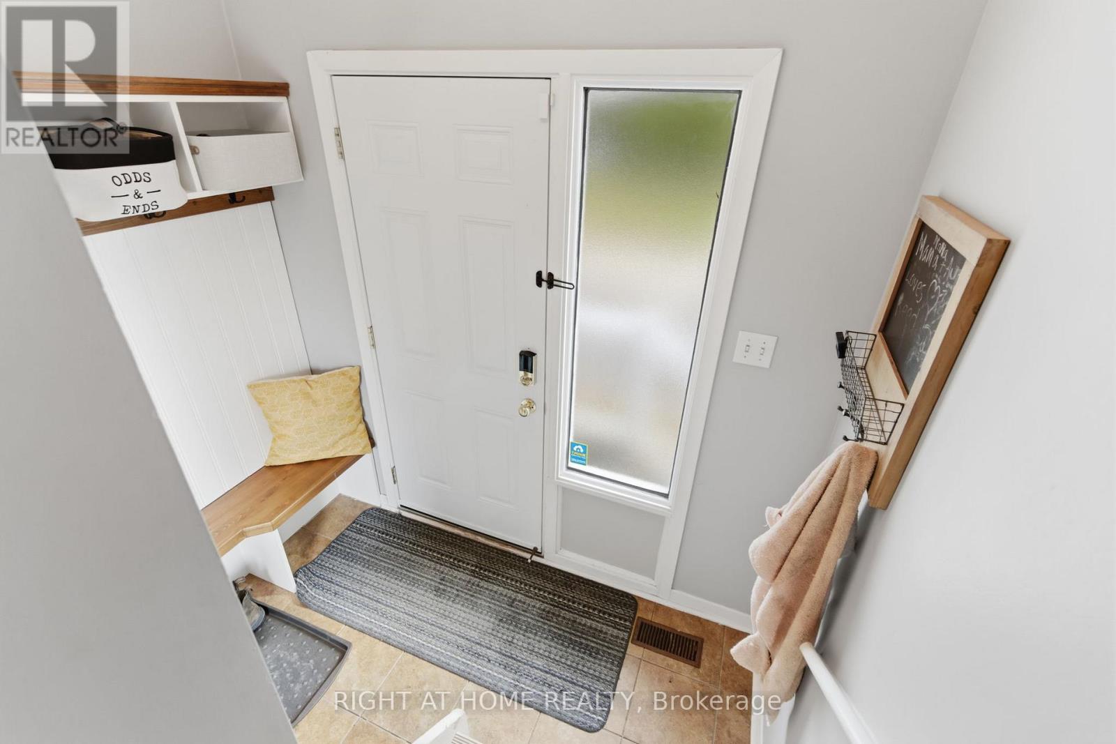 12 - 303 Garden Street, Whitby, Ontario L1N 3W3 - Photo 4 - E12949032