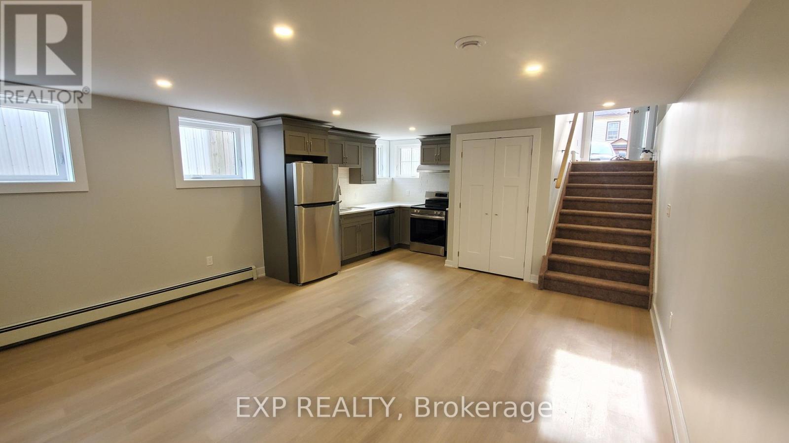 B - 642 West Street, Prescott, Ontario  K0E 1T0 - Photo 6 - X12792186