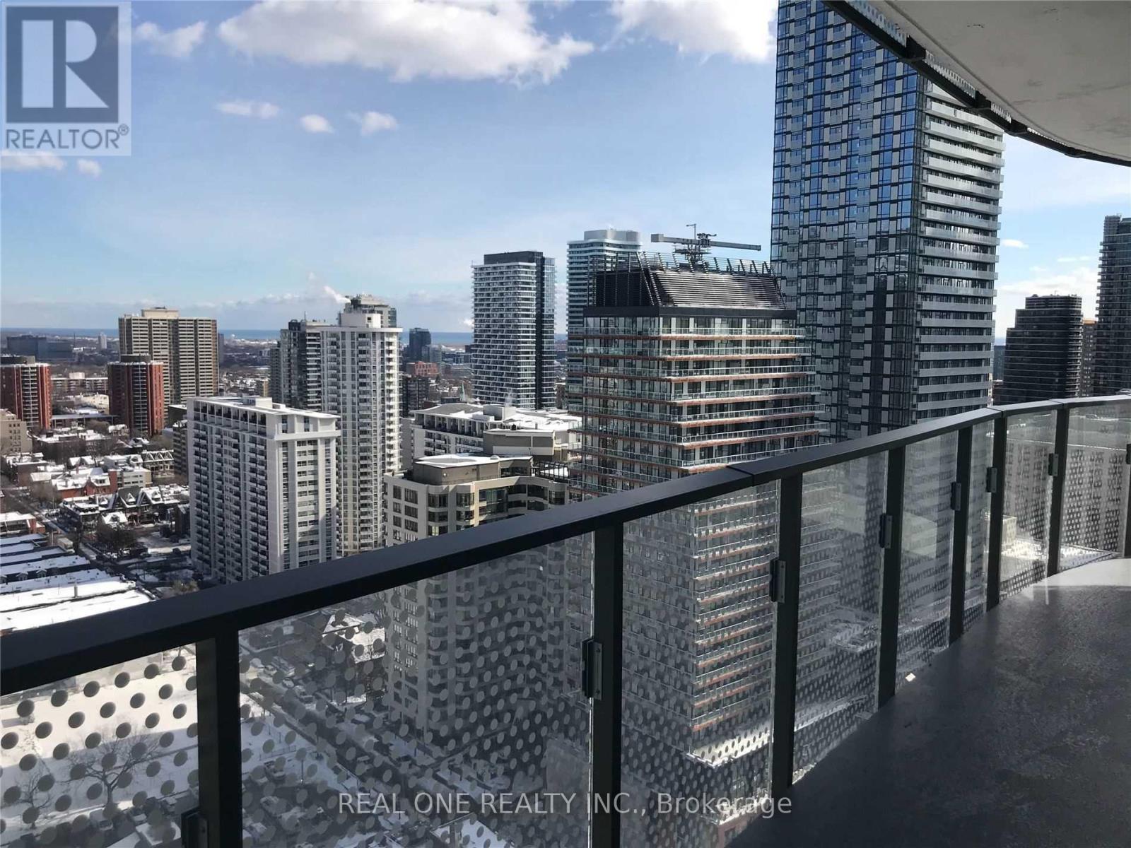 2302 - 11 Wellesley Street W, Toronto, Ontario  M4Y 1E8 - Photo 18 - C12948856