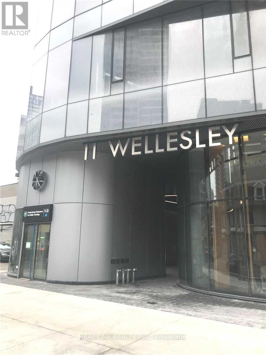 2302 - 11 Wellesley Street W, Toronto, Ontario  M4Y 1E8 - Photo 2 - C12948856
