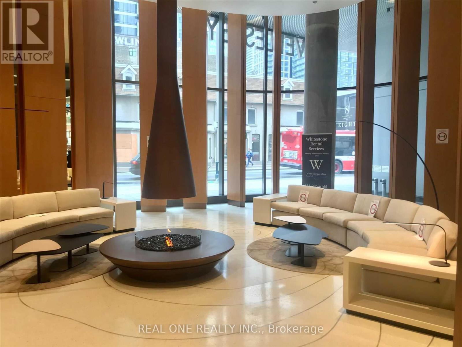 2302 - 11 Wellesley Street W, Toronto, Ontario  M4Y 1E8 - Photo 4 - C12948856