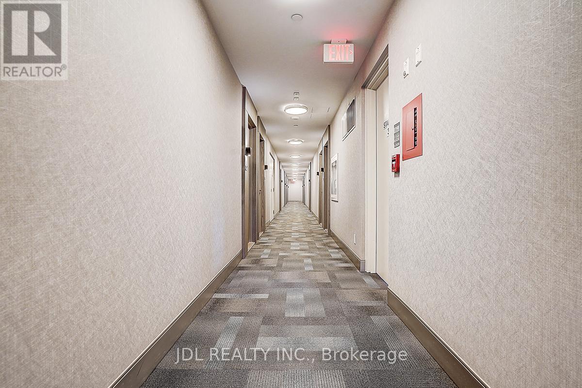 315 - 501 St. Clair Avenue W, Toronto, Ontario  M5P 0A2 - Photo 8 - C12948872