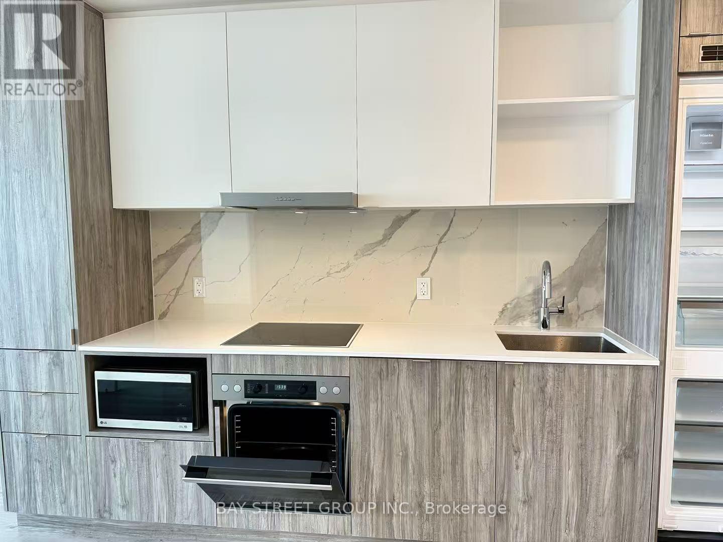 7310 - 138 Downes Street, Toronto, Ontario  M5E 0E4 - Photo 2 - C12948884