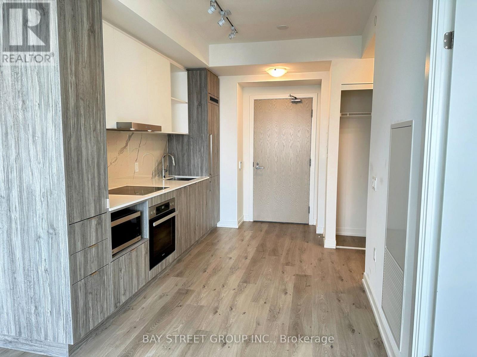 7310 - 138 Downes Street, Toronto, Ontario  M5E 0E4 - Photo 3 - C12948884