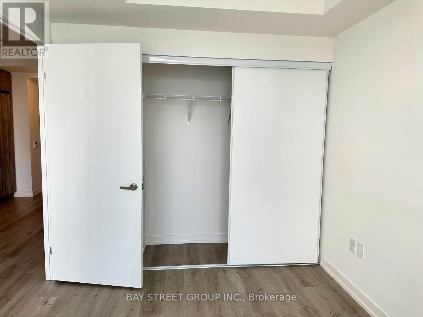 7310 - 138 Downes Street, Toronto, Ontario  M5E 0E4 - Photo 8 - C12948884