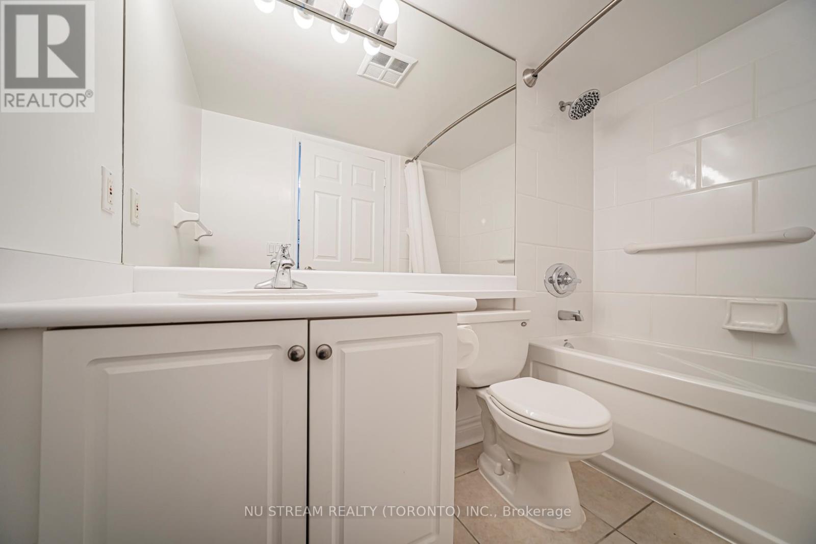 408 - 481 Rosewell Avenue, Toronto, Ontario  M4R 2J1 - Photo 11 - C12948918