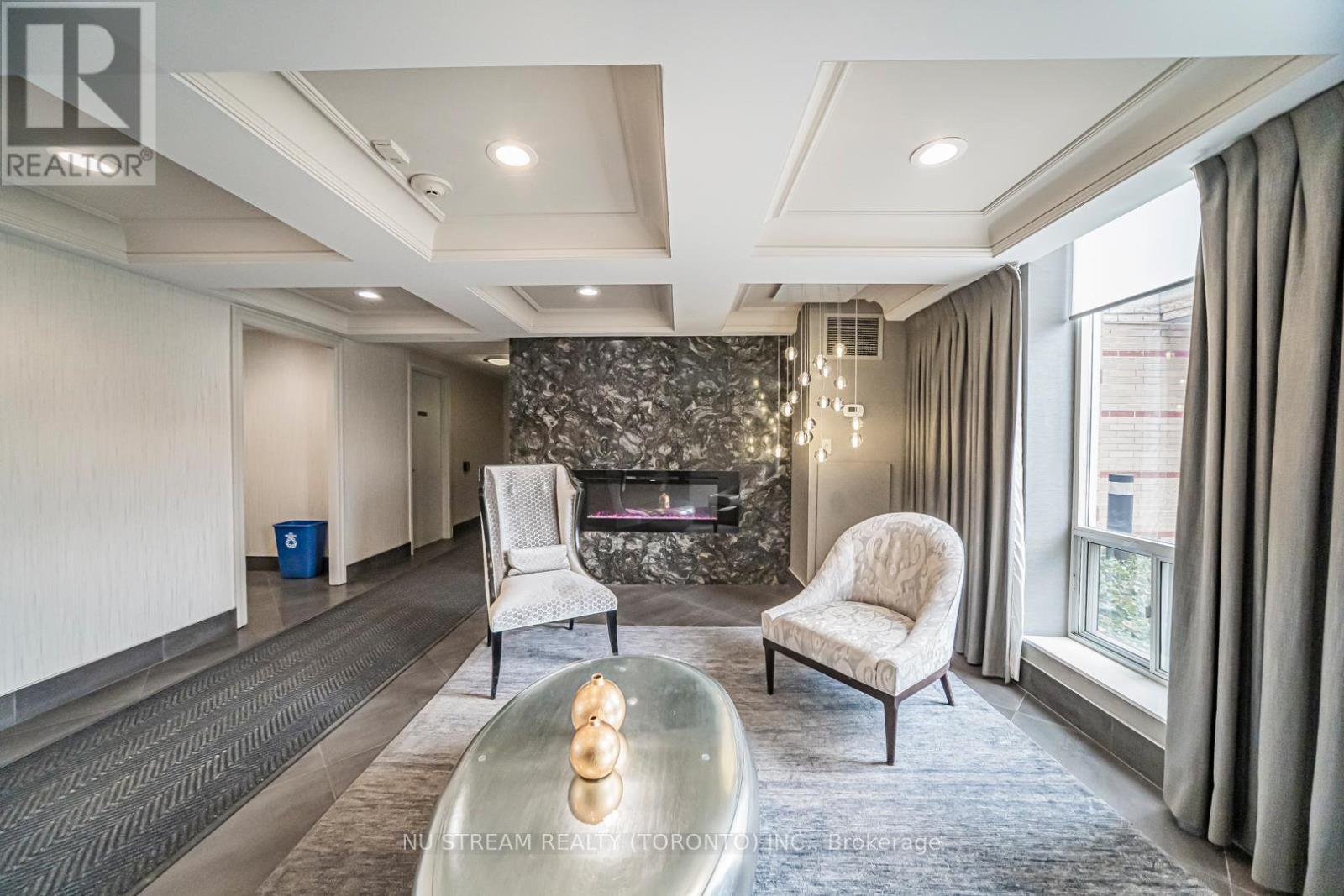 408 - 481 Rosewell Avenue, Toronto, Ontario  M4R 2J1 - Photo 2 - C12948918