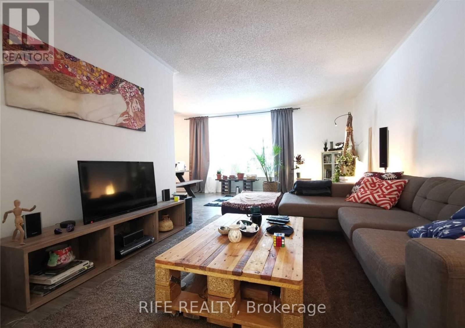 27 Shippigan Crescent, Toronto, Ontario  M2J 2G1 - Photo 5 - C12948922