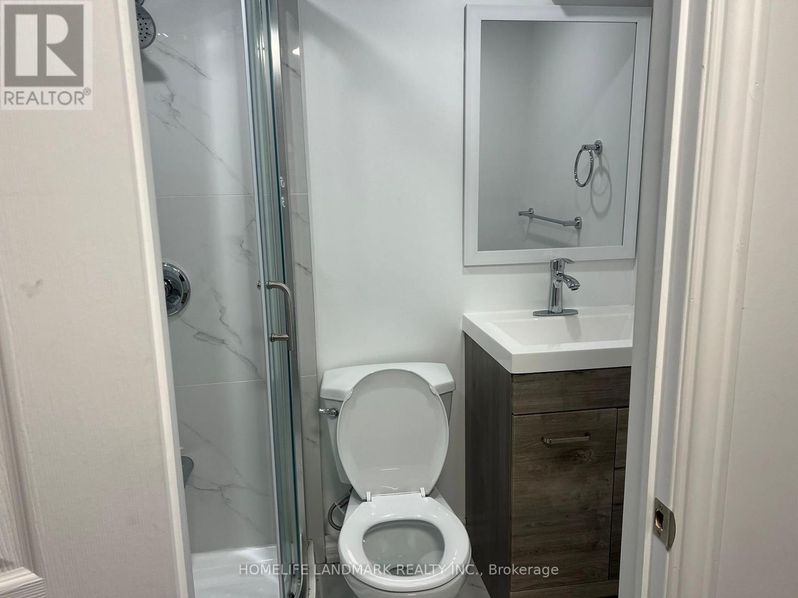 Ground Floor - 25 Navaho Drive, Toronto, Ontario  M2H 2X2 - Photo 6 - C12948940