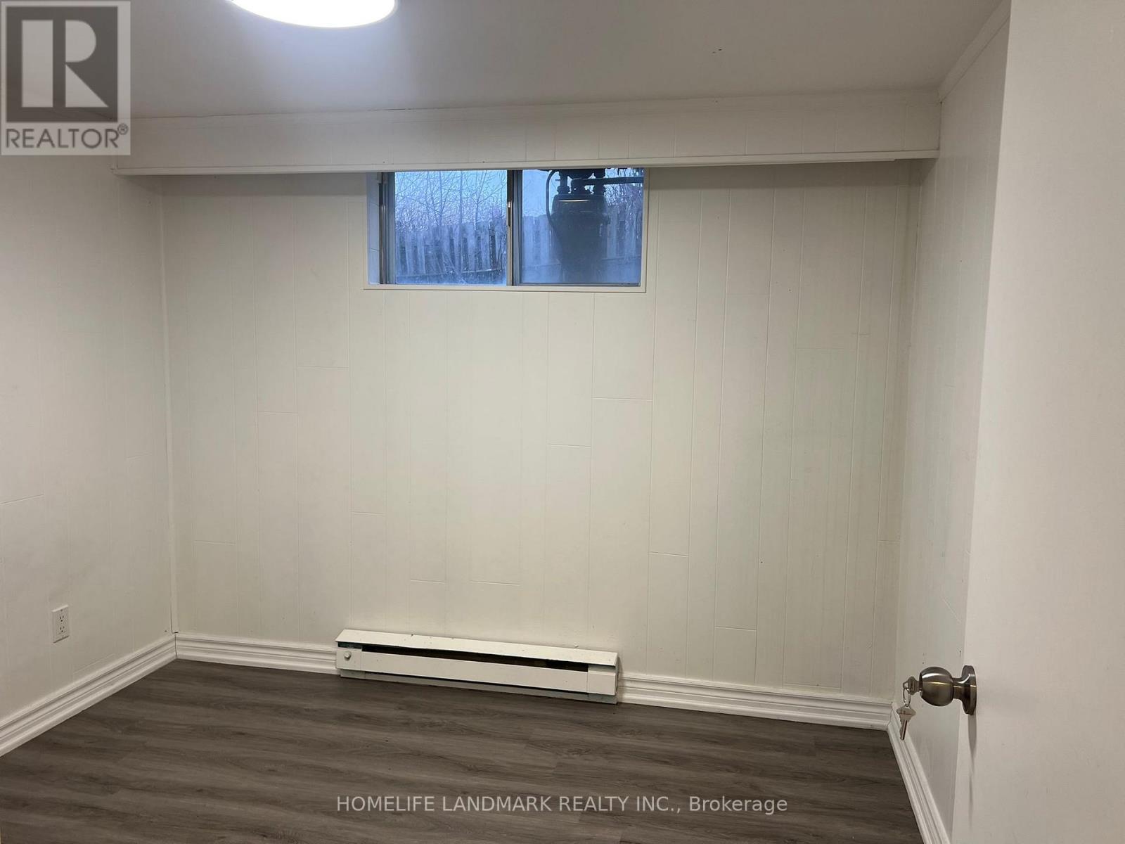 Ground Floor - 25 Navaho Drive, Toronto, Ontario  M2H 2X2 - Photo 8 - C12948940