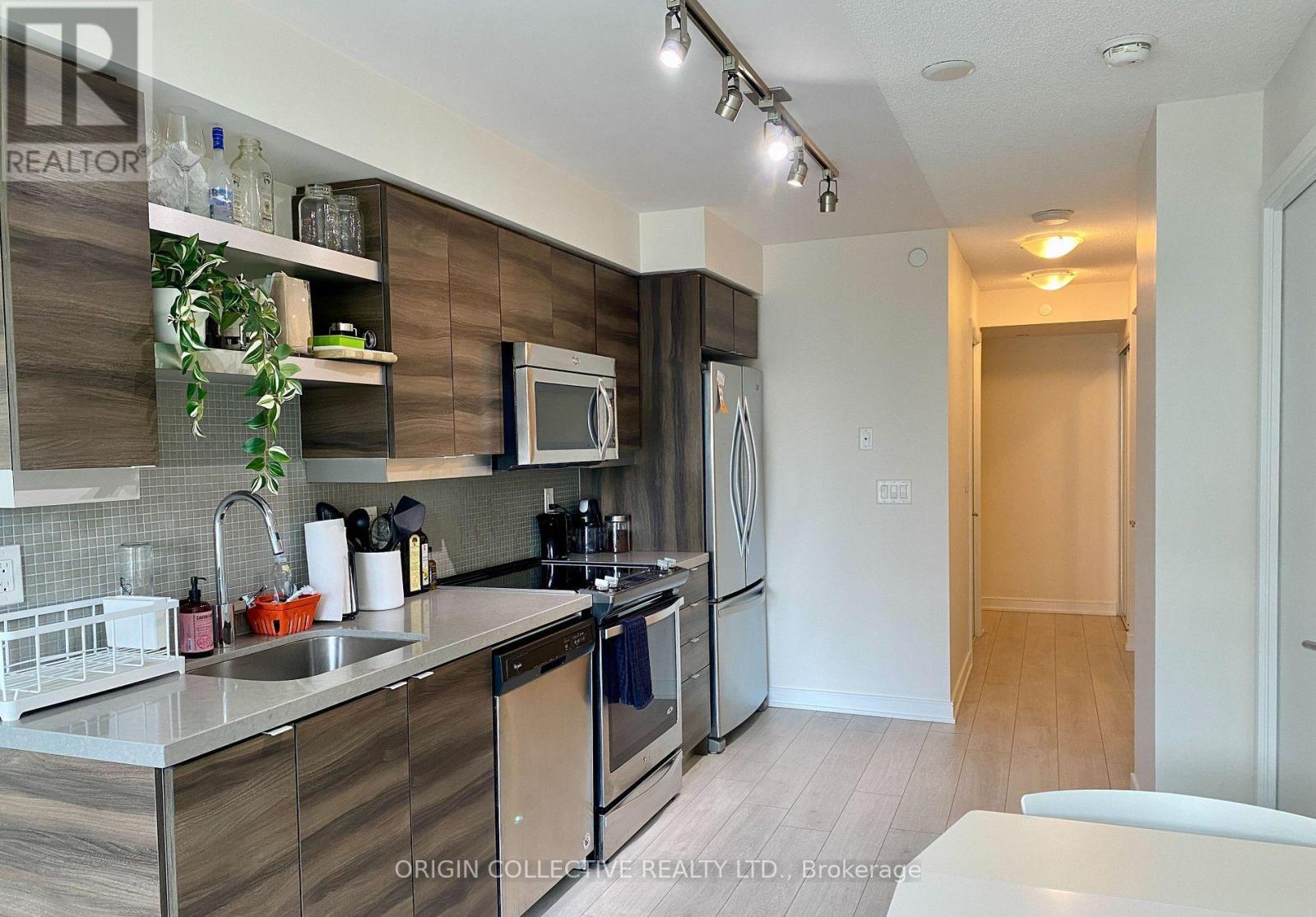 606 - 525 Adelaide Street W, Toronto, Ontario  M5V 1T6 - Photo 9 - C12948948