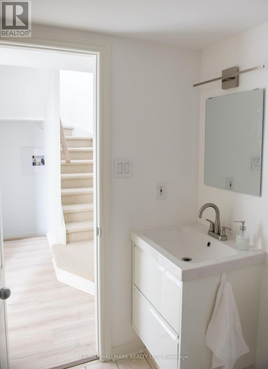 27 Sudbury Street, Toronto, Ontario  M6J 3W6 - Photo 32 - C12949014