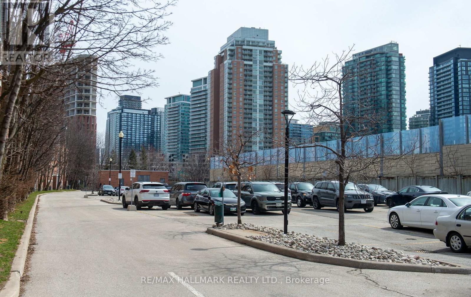 27 Sudbury Street, Toronto, Ontario  M6J 3W6 - Photo 48 - C12949014