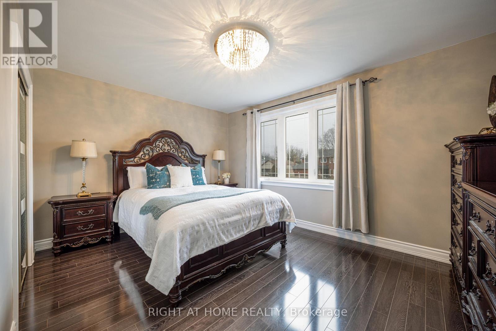 32 Rosemount Drive, Toronto, Ontario  M1K 2W9 - Photo 18 - E12948834