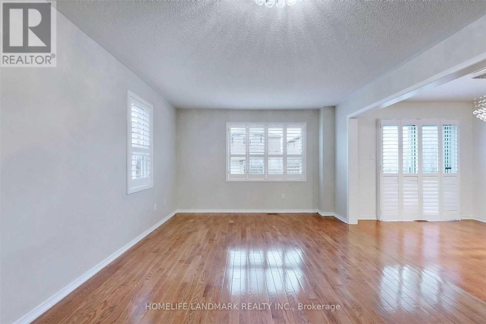 7 Cottinghill Way, Aurora, Ontario  L4G 7V4 - Photo 6 - N12948830