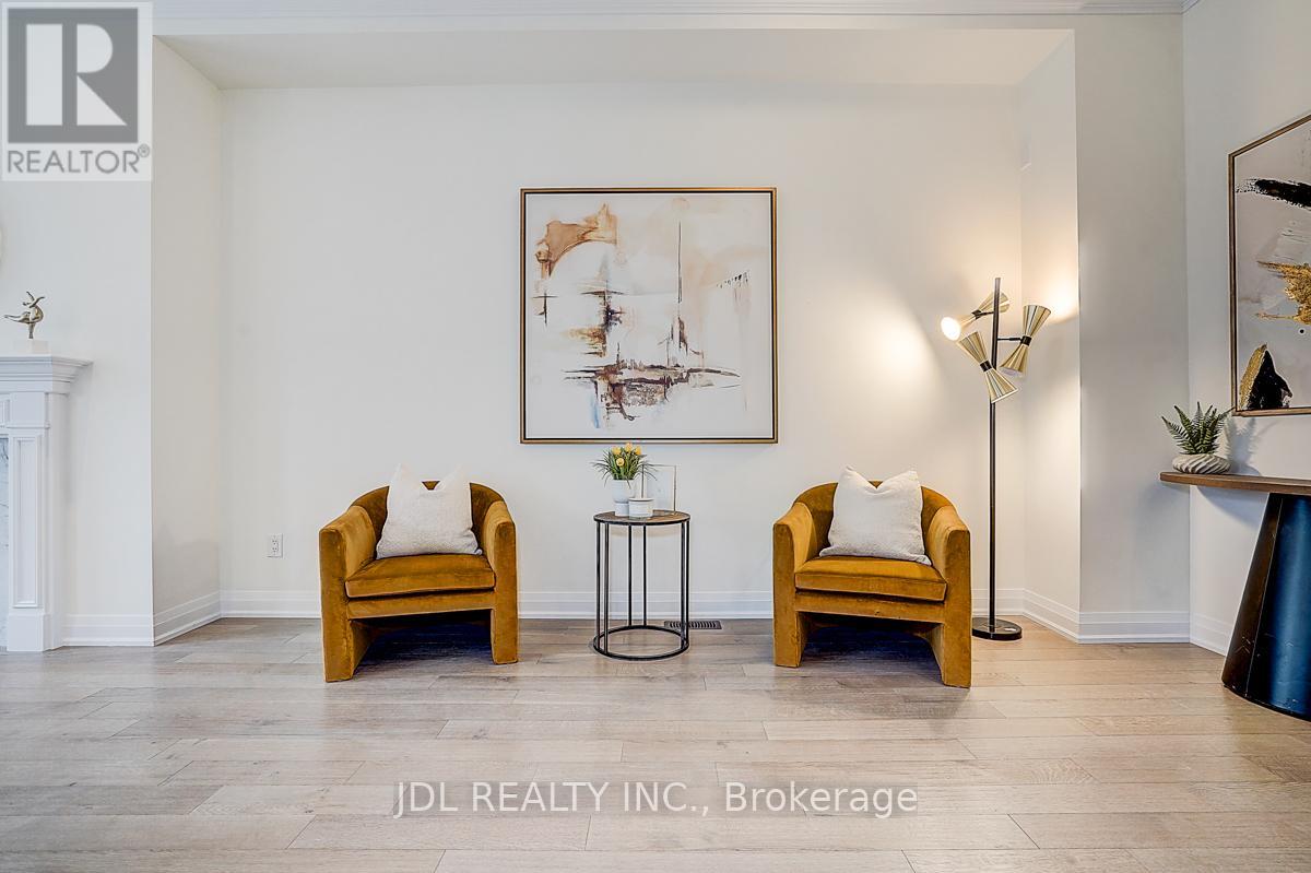 4199 Major Mackenzie Drive E, Markham, Ontario  L6C 3L5 - Photo 18 - N12948840