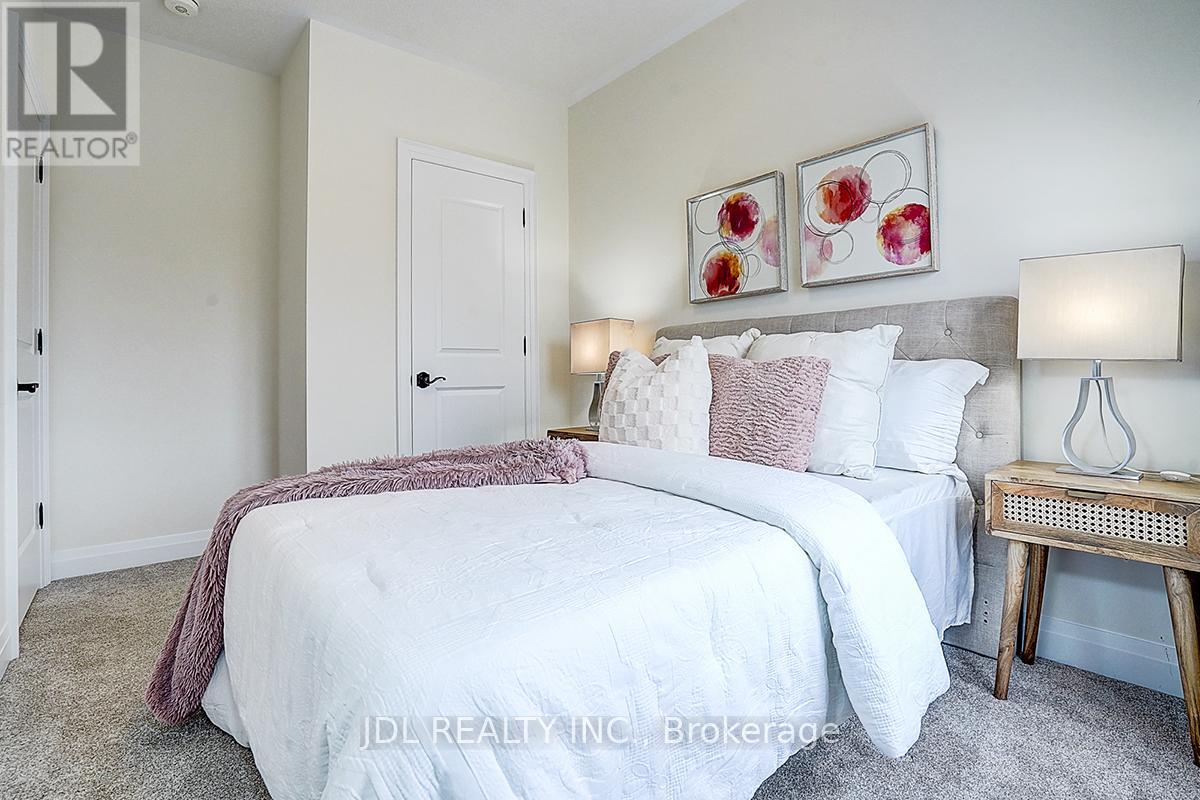 4199 Major Mackenzie Drive E, Markham, Ontario  L6C 3L5 - Photo 44 - N12948840