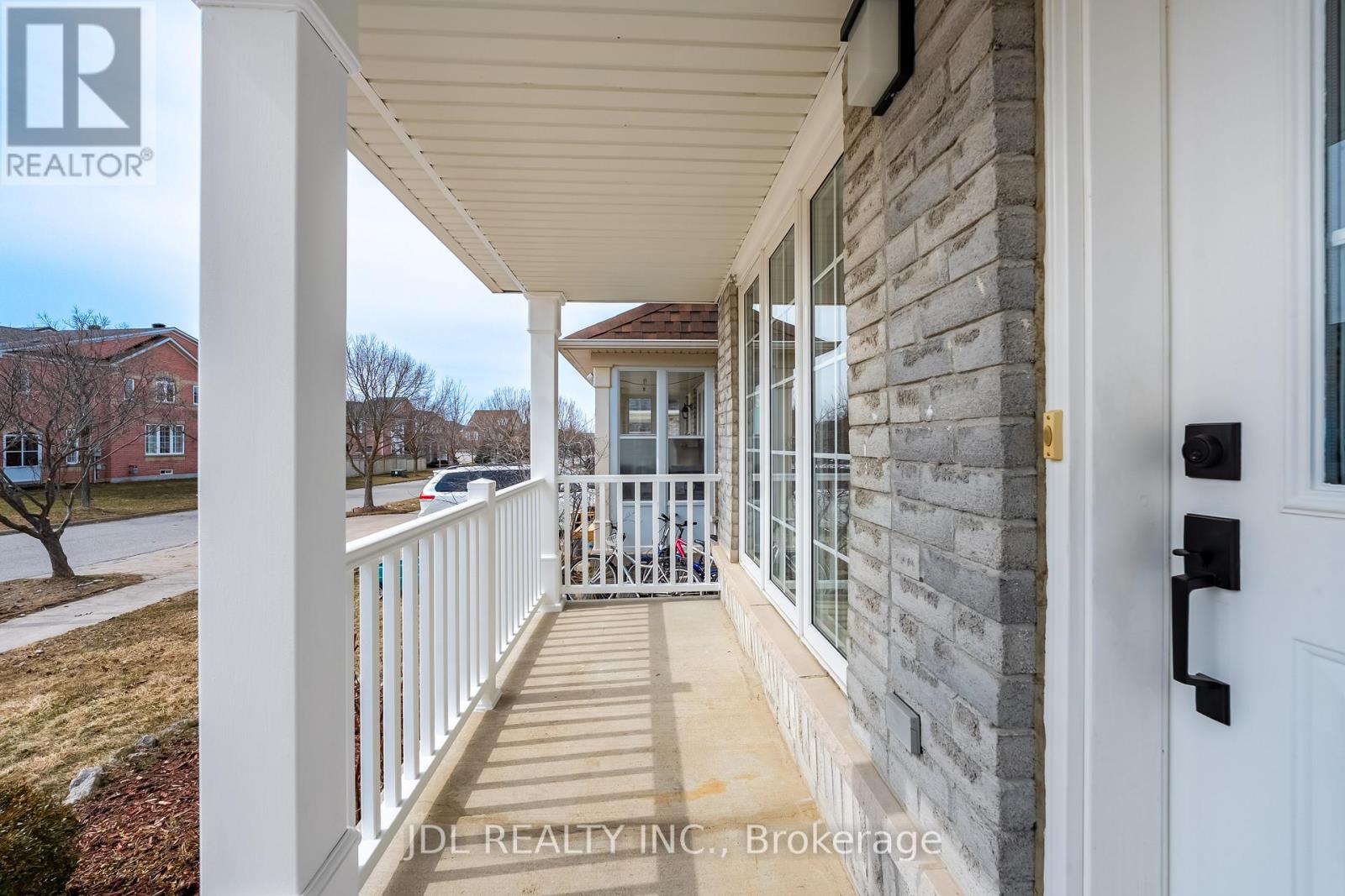 54 Joseph Glover Avenue, Markham, Ontario  L6C 3G5 - Photo 3 - N12948886