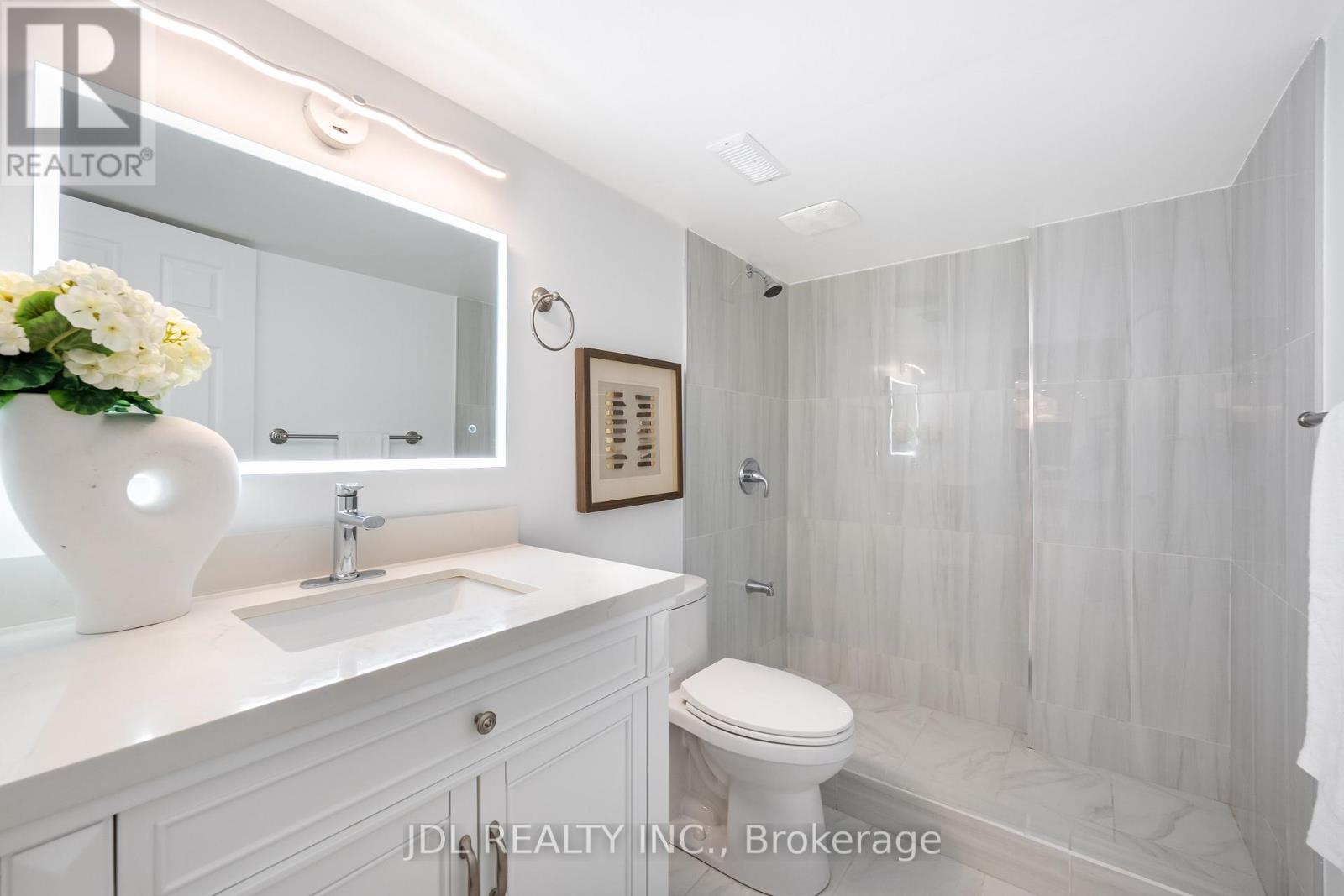 54 Joseph Glover Avenue, Markham, Ontario  L6C 3G5 - Photo 42 - N12948886