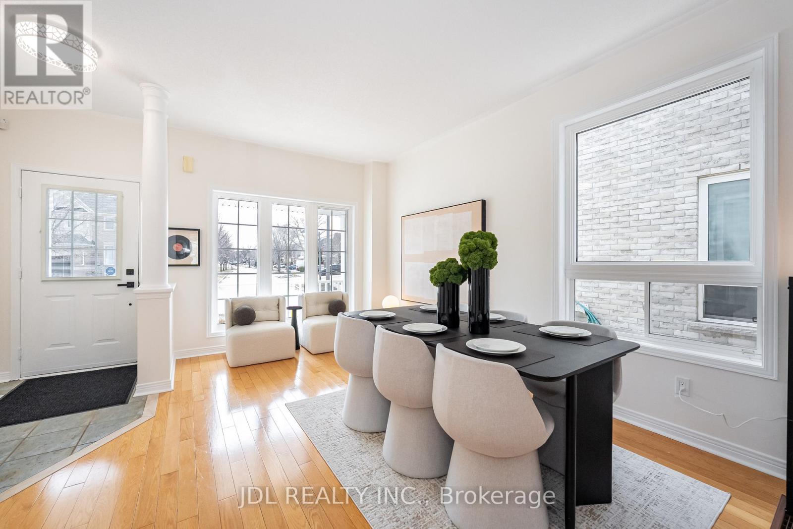 54 Joseph Glover Avenue, Markham, Ontario  L6C 3G5 - Photo 7 - N12948886