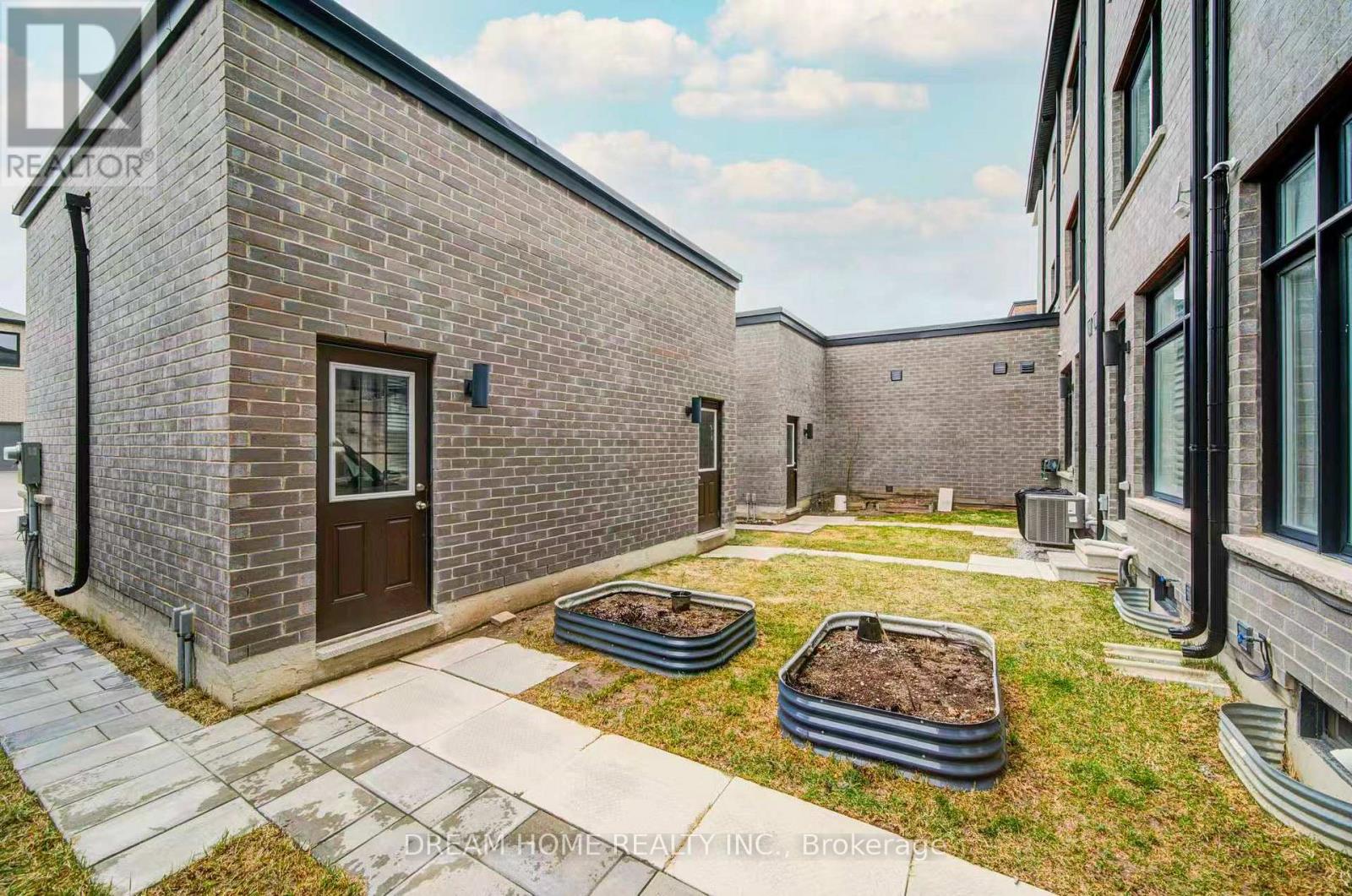 2190 Donald Cousens Parkway, Markham, Ontario  L6B 1P1 - Photo 7 - N12948920