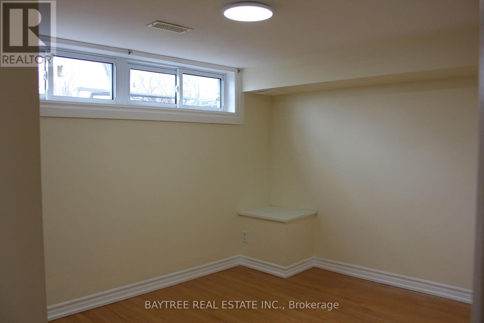 Lower - 226 Beechy Drive, Richmond Hill, Ontario  L4C 2X7 - Photo 16 - N12948946