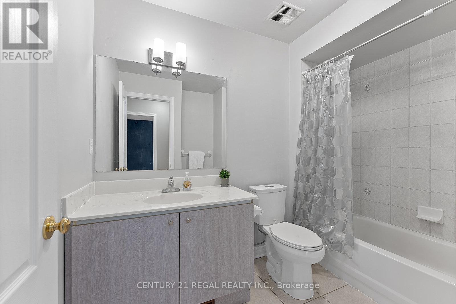 42 Ballymore Drive, Aurora, Ontario  L4G 7E6 - Photo 40 - N12948984