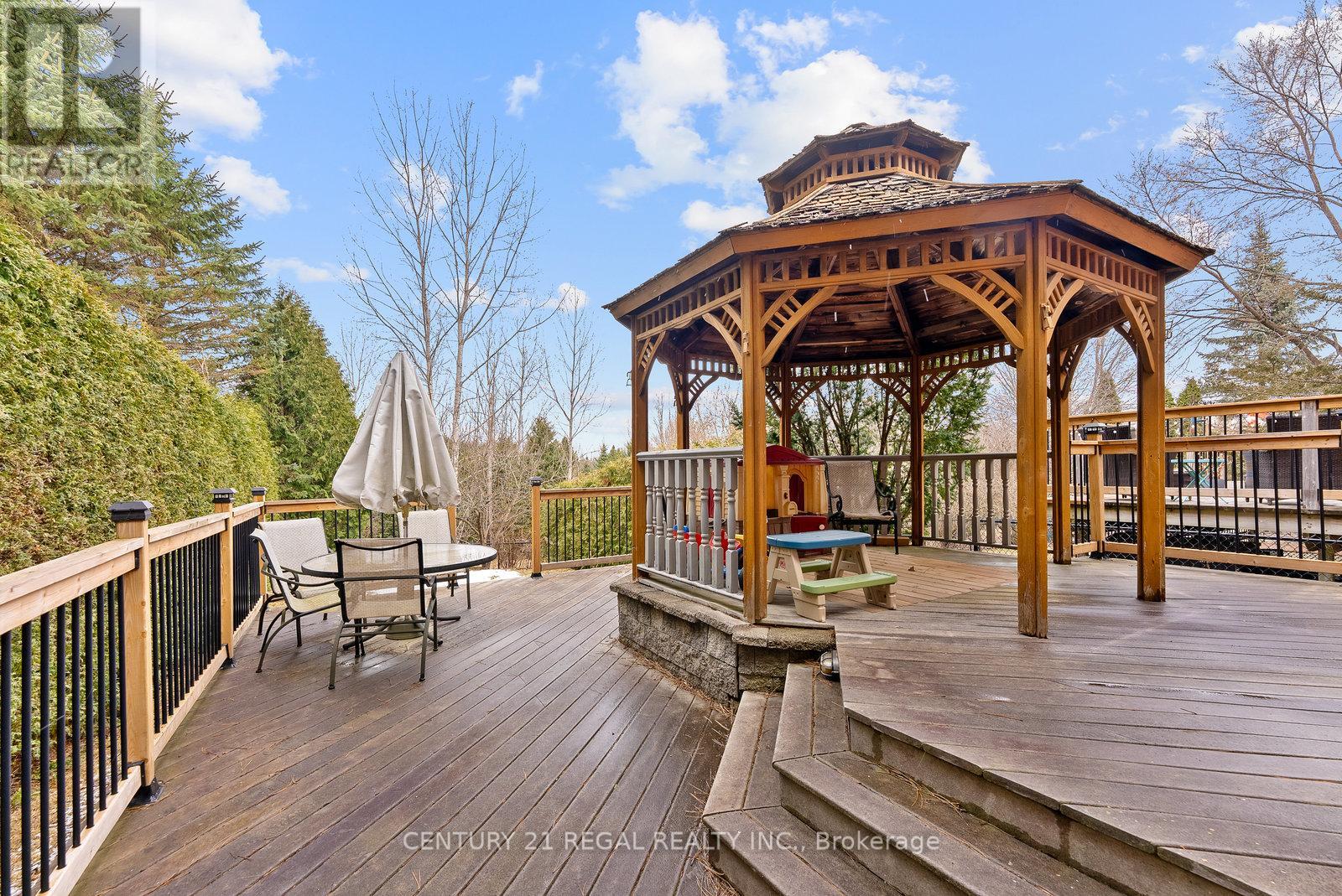 42 Ballymore Drive, Aurora, Ontario  L4G 7E6 - Photo 43 - N12948984