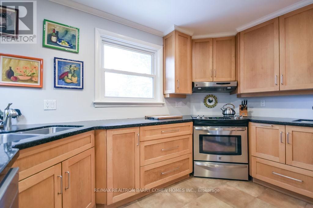 62 Letitia Street, Barrie, Ontario  L4N 1P1 - Photo 14 - S12948992