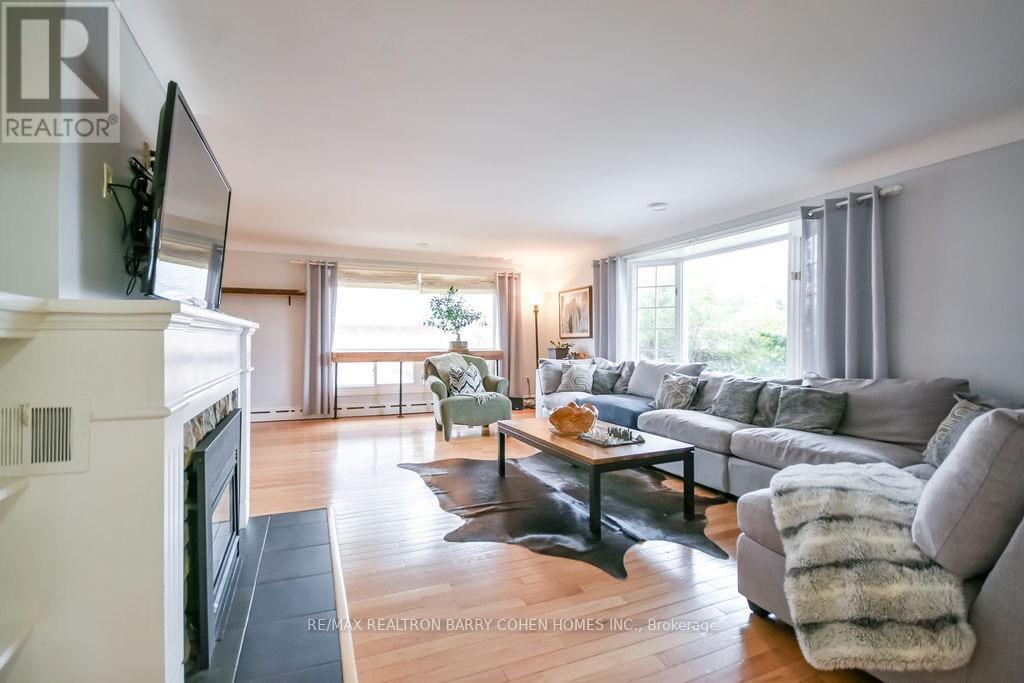 62 Letitia Street, Barrie, Ontario  L4N 1P1 - Photo 5 - S12948992