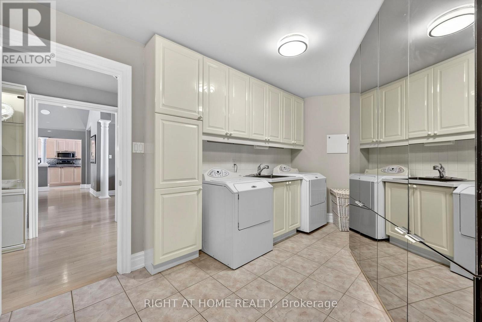 13 Alpine Way, Oro-Medonte, Ontario  L0L 2L0 - Photo 16 - S12948998