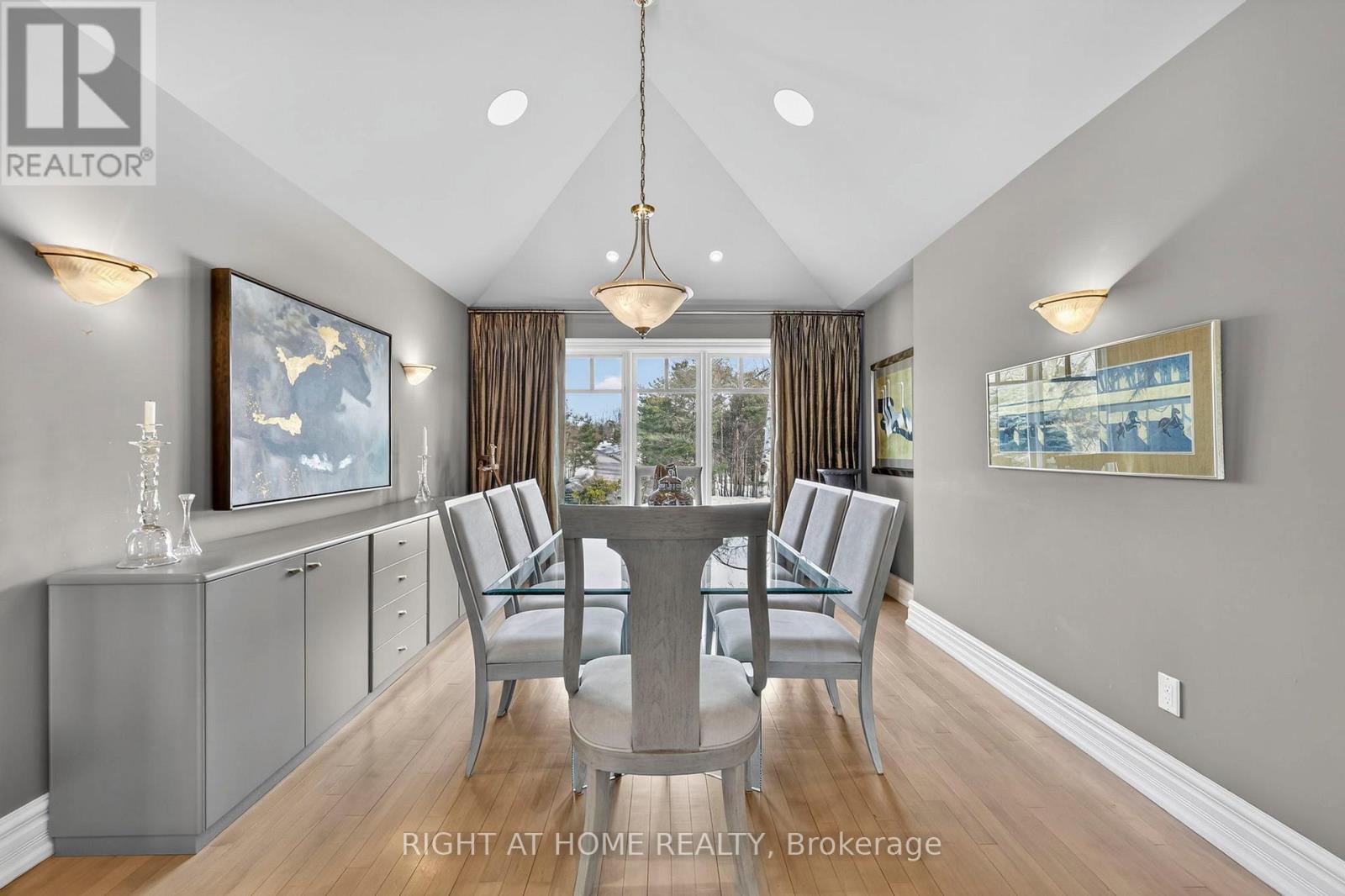 13 Alpine Way, Oro-Medonte, Ontario  L0L 2L0 - Photo 4 - S12948998