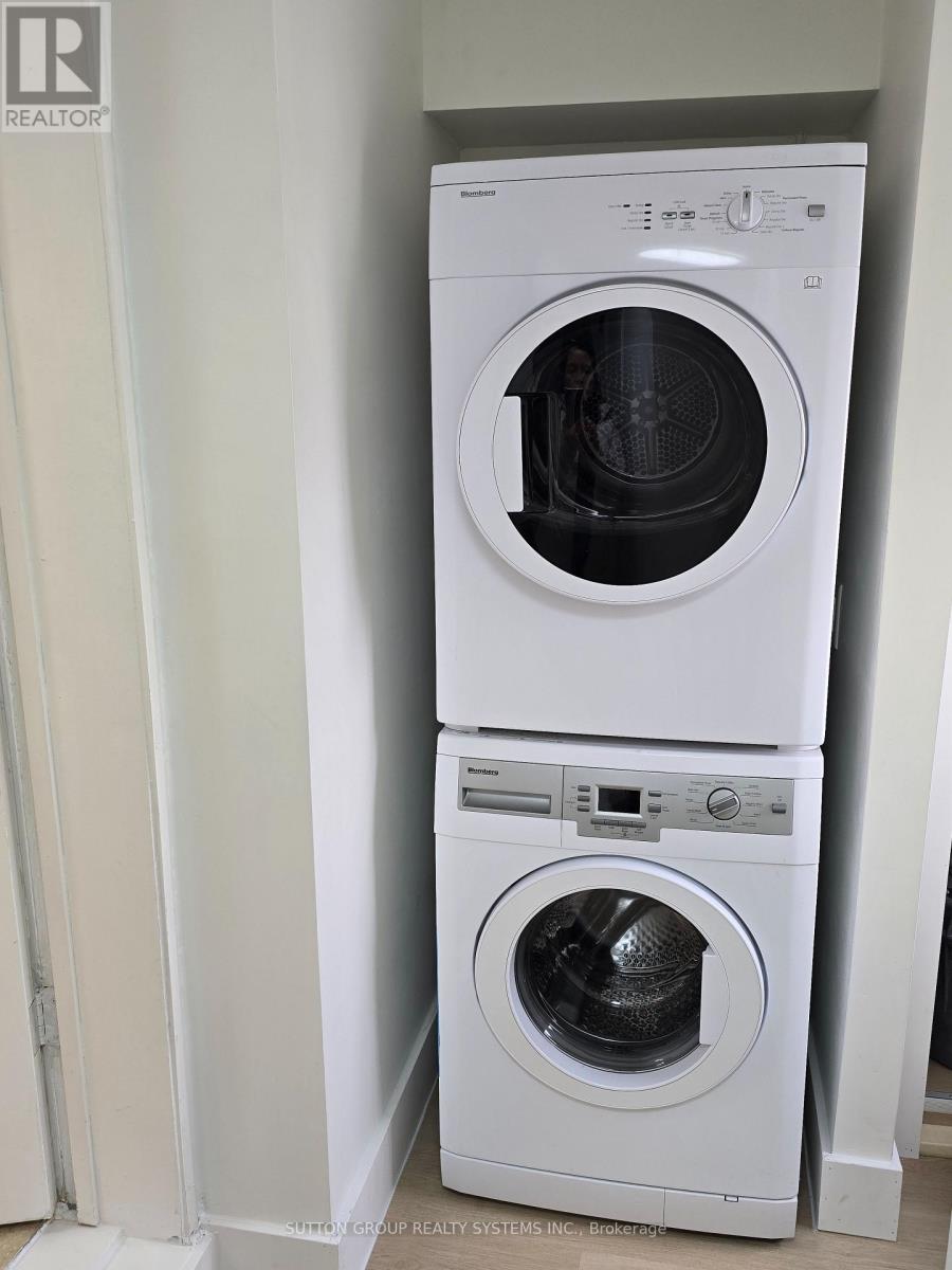 1 - 2886 Lake Shore Boulevard W, Toronto, Ontario  M8V 1J1 - Photo 18 - W12948858