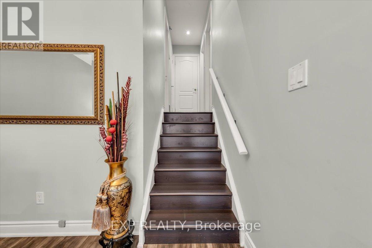 135 Mill Street N, Brampton, Ontario  L6X 2P1 - Photo 11 - W12948860