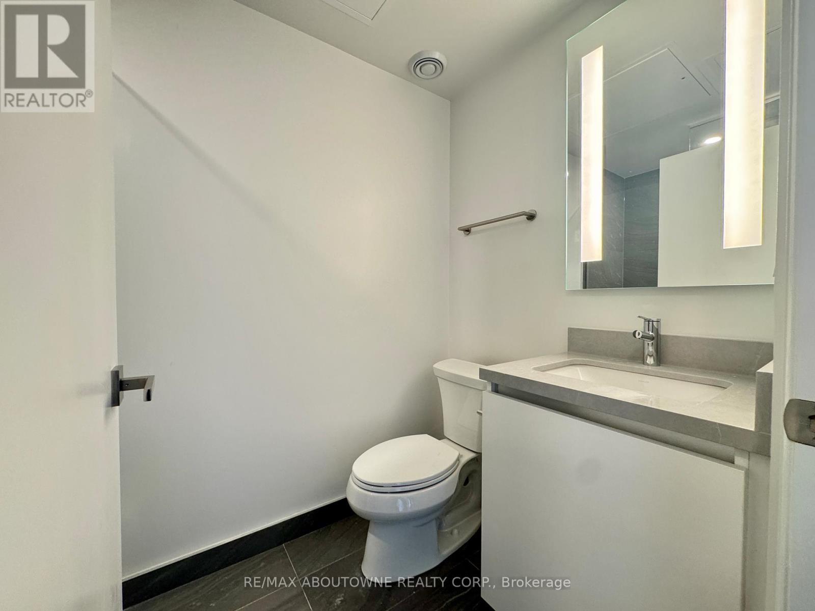 3605 - 4015 The Exchange, Mississauga, Ontario  L5B 0N9 - Photo 13 - W12948868