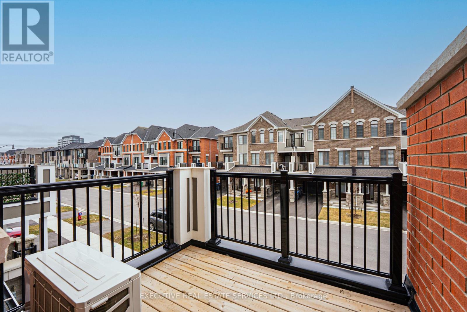 72 Melmar Street, Brampton, Ontario  L7A 5K8 - Photo 21 - W12948894