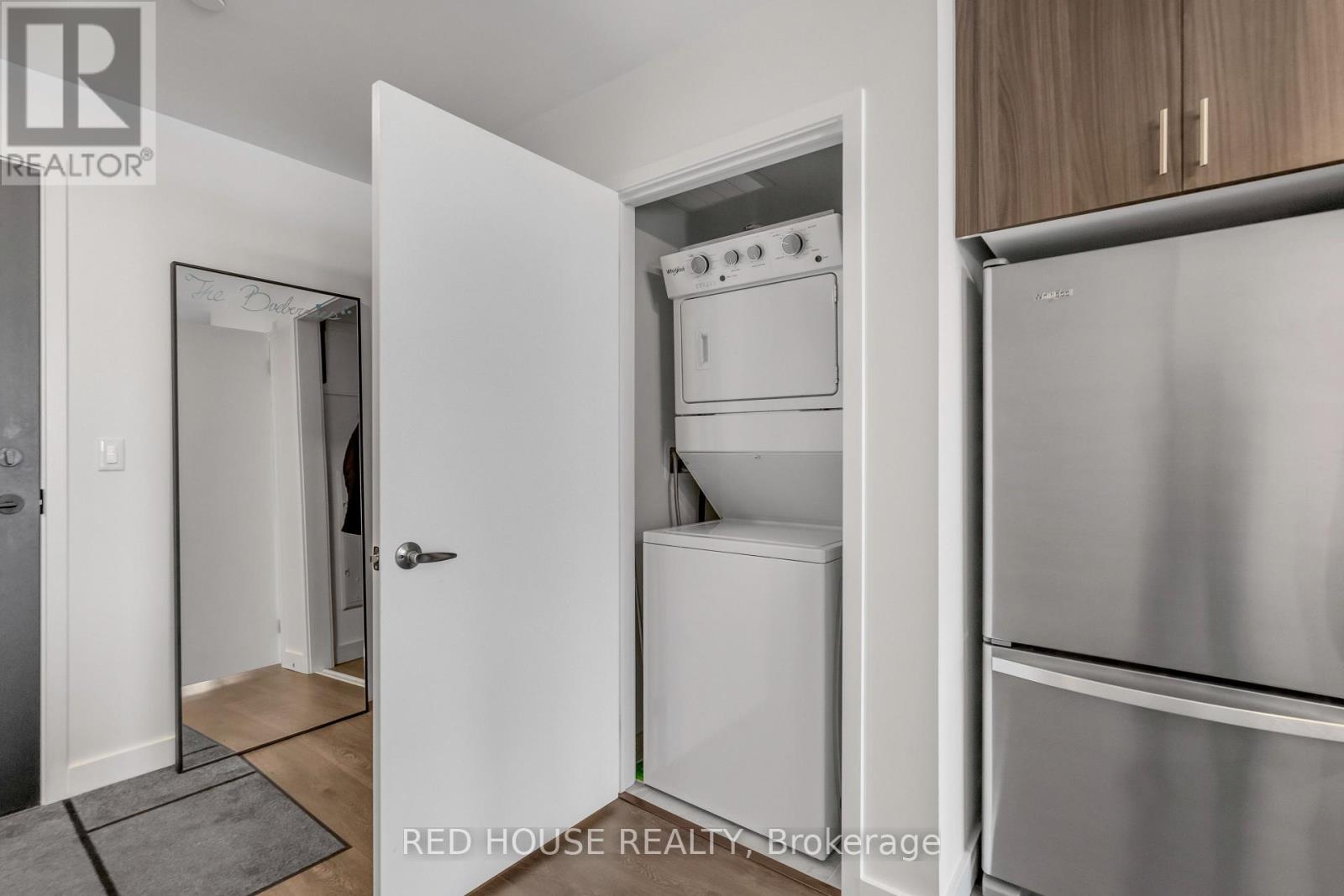 315 - 210 Sabina Drive, Oakville, Ontario  L6H 0W6 - Photo 30 - W12948904