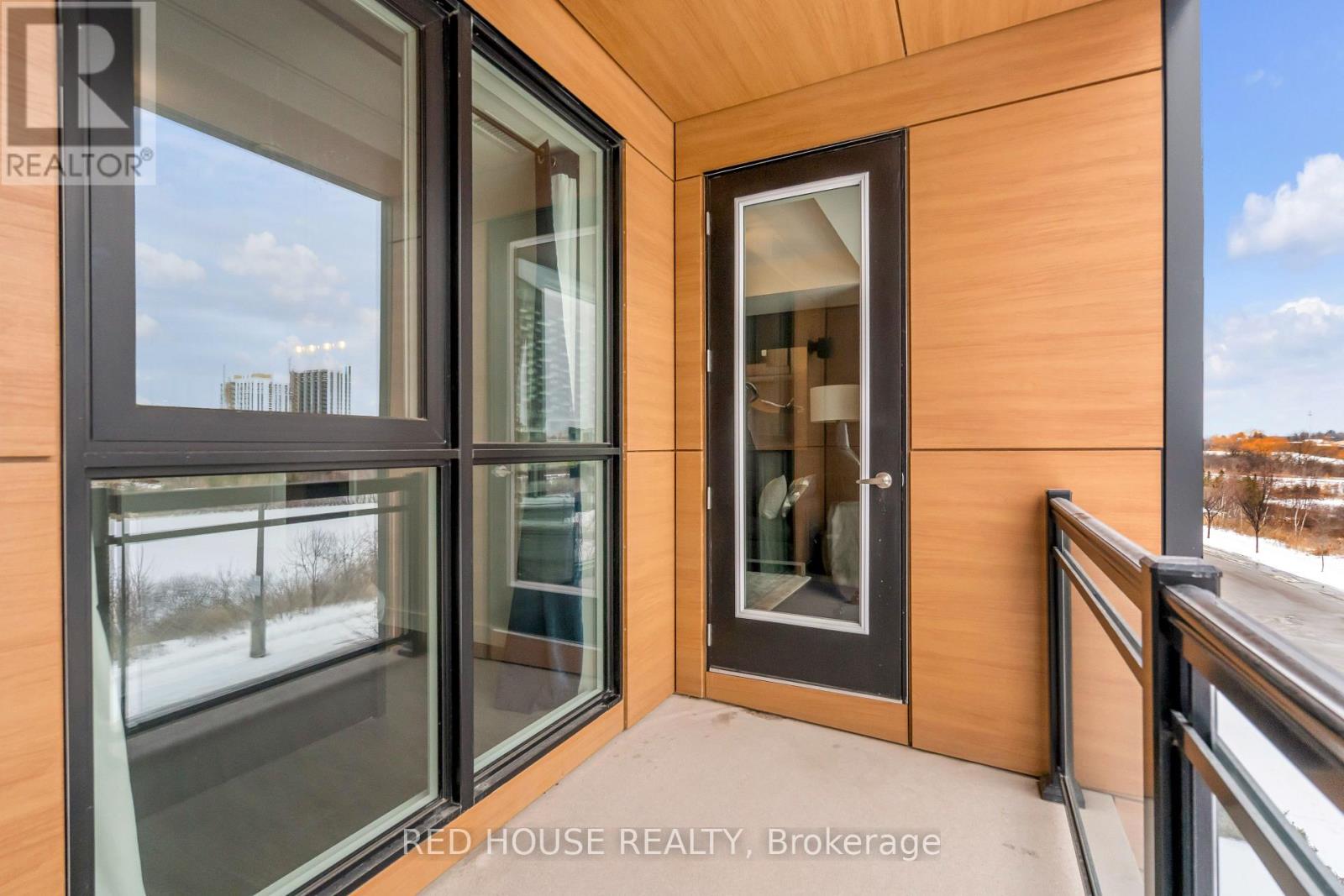 315 - 210 Sabina Drive, Oakville, Ontario  L6H 0W6 - Photo 31 - W12948904