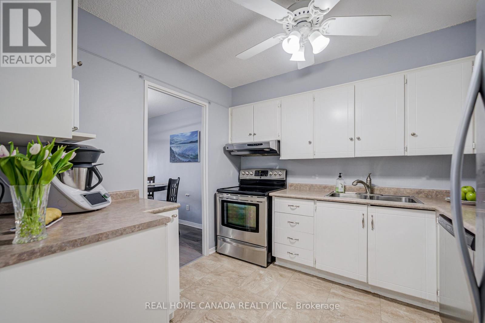 708 - 1359 White Oaks Boulevard, Oakville, Ontario  L6H 2R8 - Photo 19 - W12948924